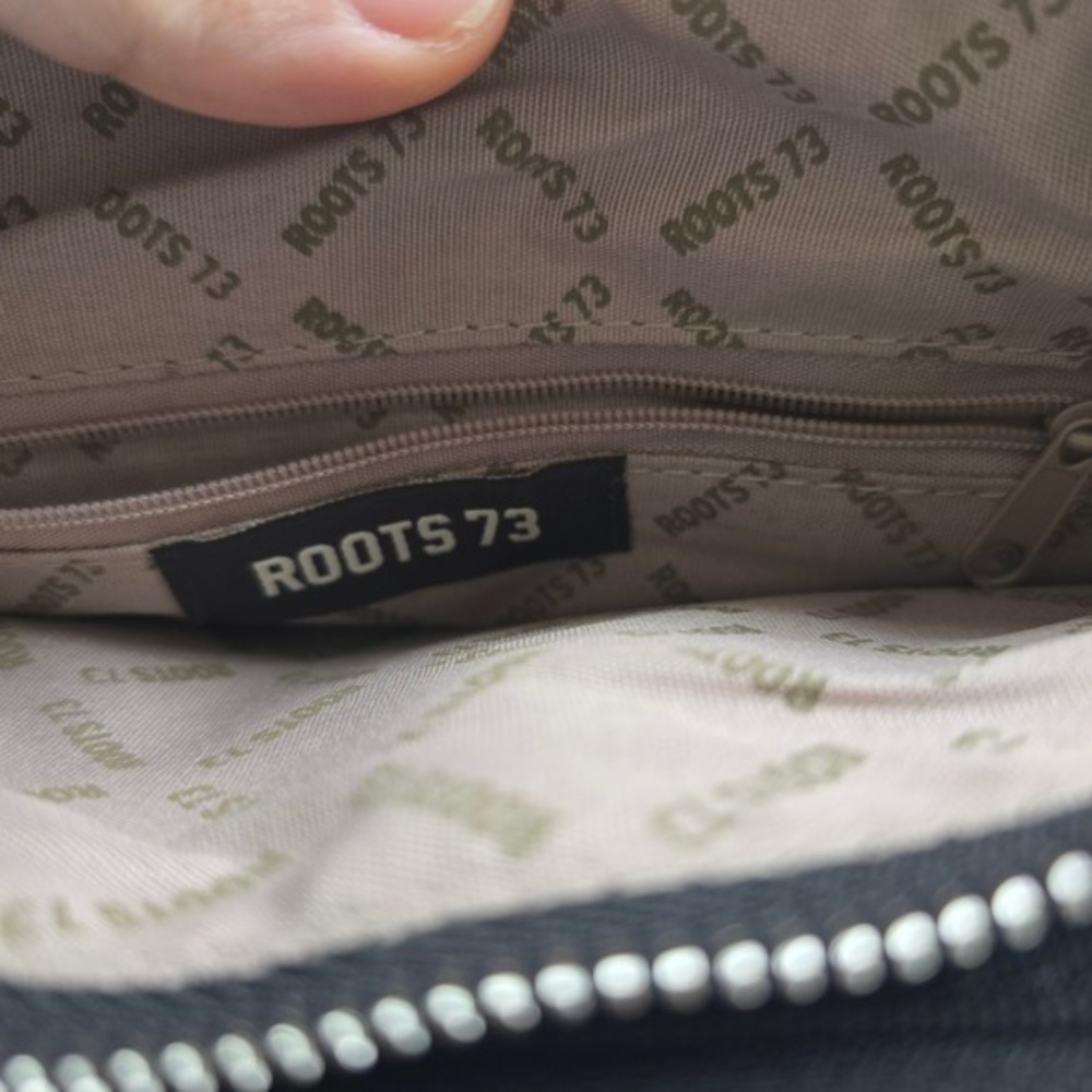Roots 73 Black Faux Leather Nylon Crossbody Bag‎ Adjustable Strap Zipper Pockets - Picture 12 of 16